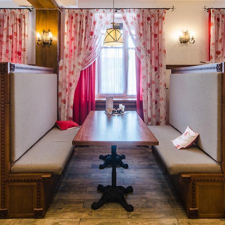 Hotel Lepsza Садыба à Bila Tserkva Extérieur photo