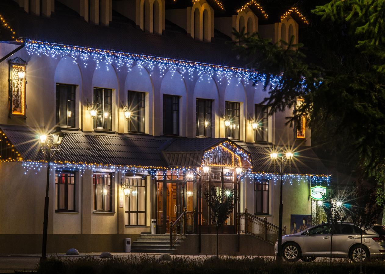 Hotel Lepsza Садыба à Bila Tserkva Extérieur photo