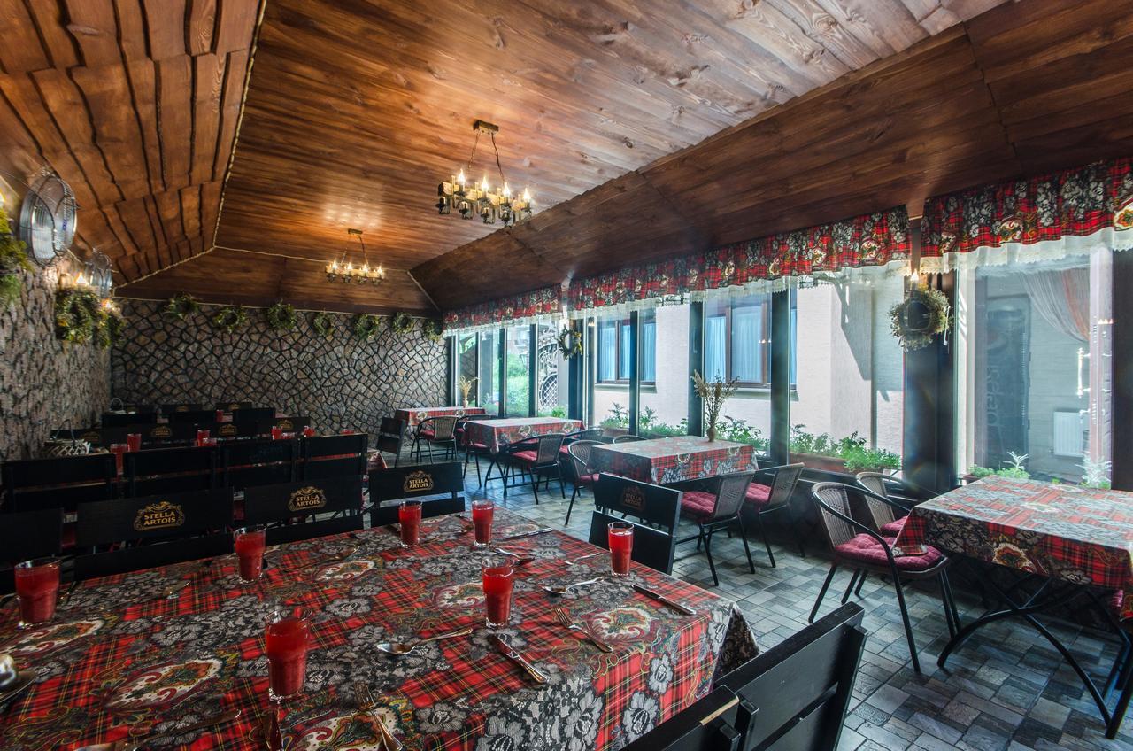 Hotel Lepsza Садыба à Bila Tserkva Extérieur photo