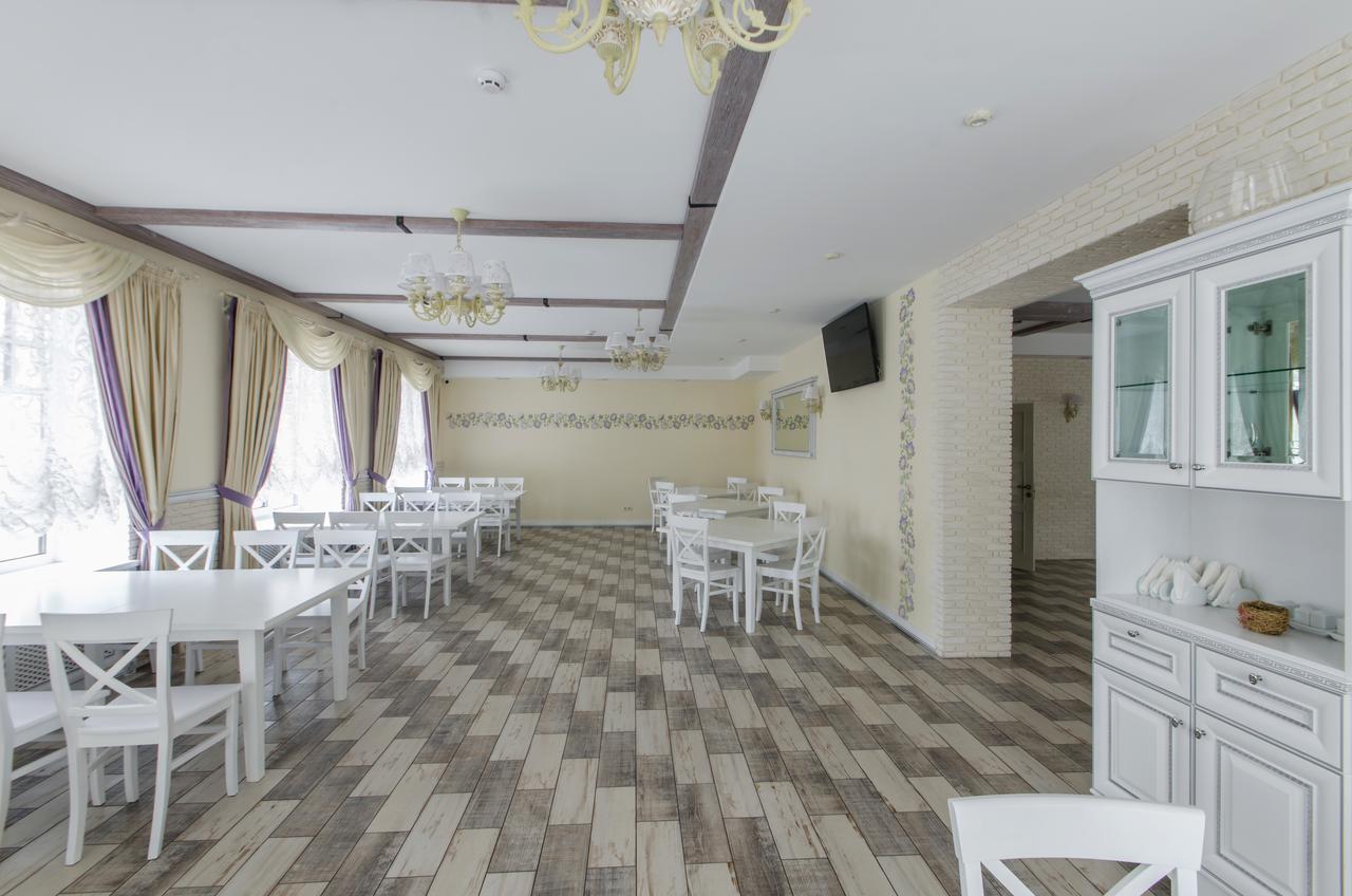 Hotel Lepsza Садыба à Bila Tserkva Extérieur photo