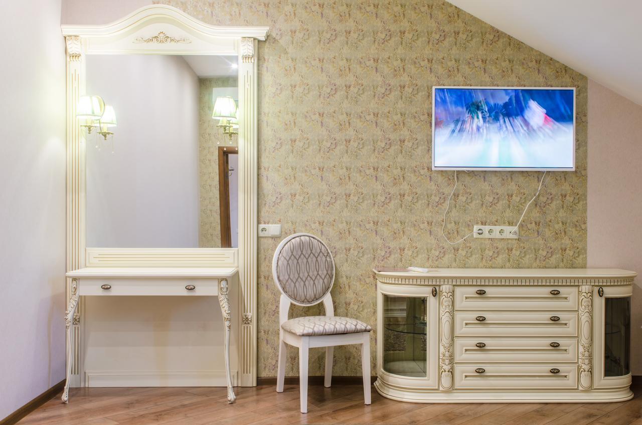 Hotel Lepsza Садыба à Bila Tserkva Extérieur photo