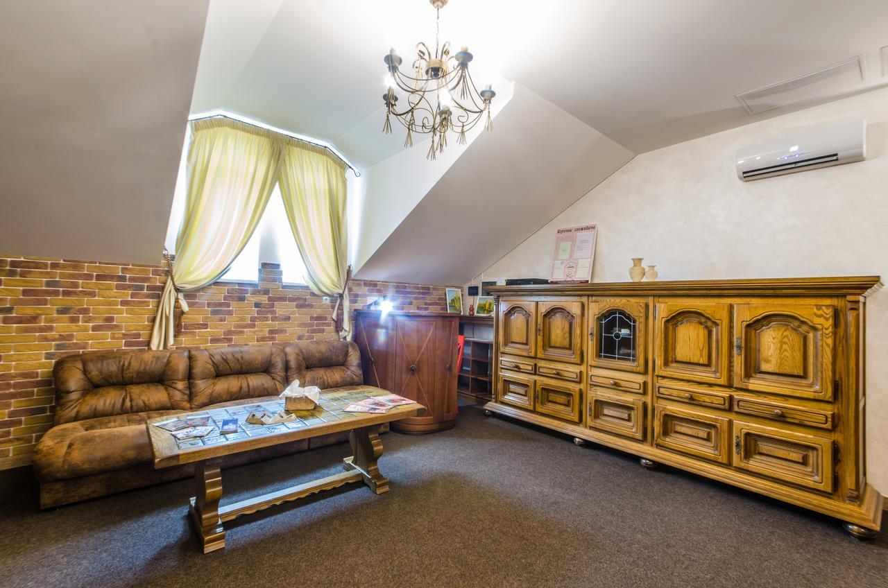 Hotel Lepsza Садыба à Bila Tserkva Extérieur photo