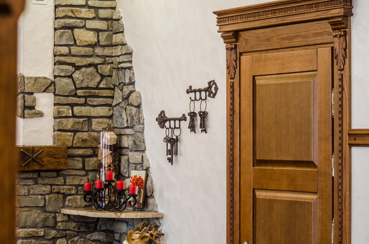 Hotel Lepsza Садыба à Bila Tserkva Extérieur photo
