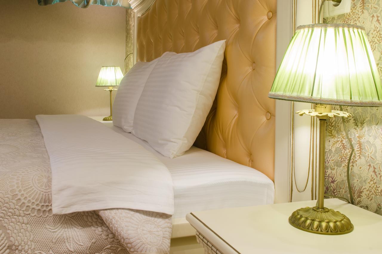Hotel Lepsza Садыба à Bila Tserkva Extérieur photo