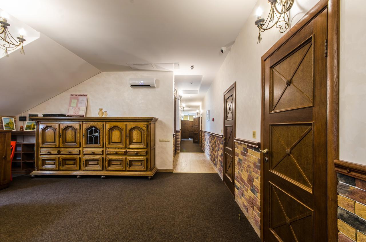 Hotel Lepsza Садыба à Bila Tserkva Extérieur photo
